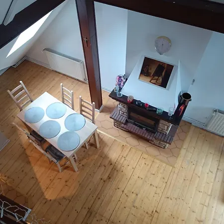 Paula アパート ヴァドヴィツェ